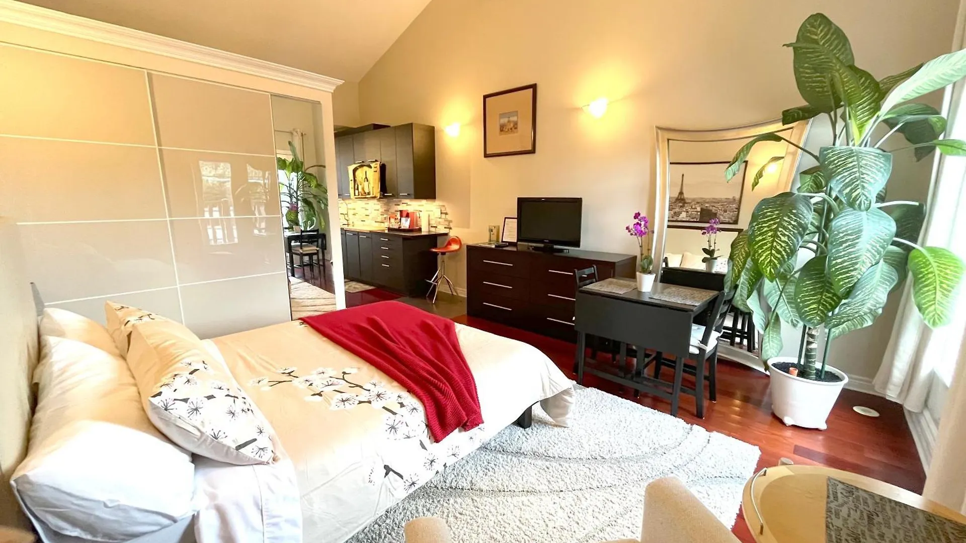 Stunning Rooms In Townhouse Across The Beach Toronto Quarto em Acomodações Particulares