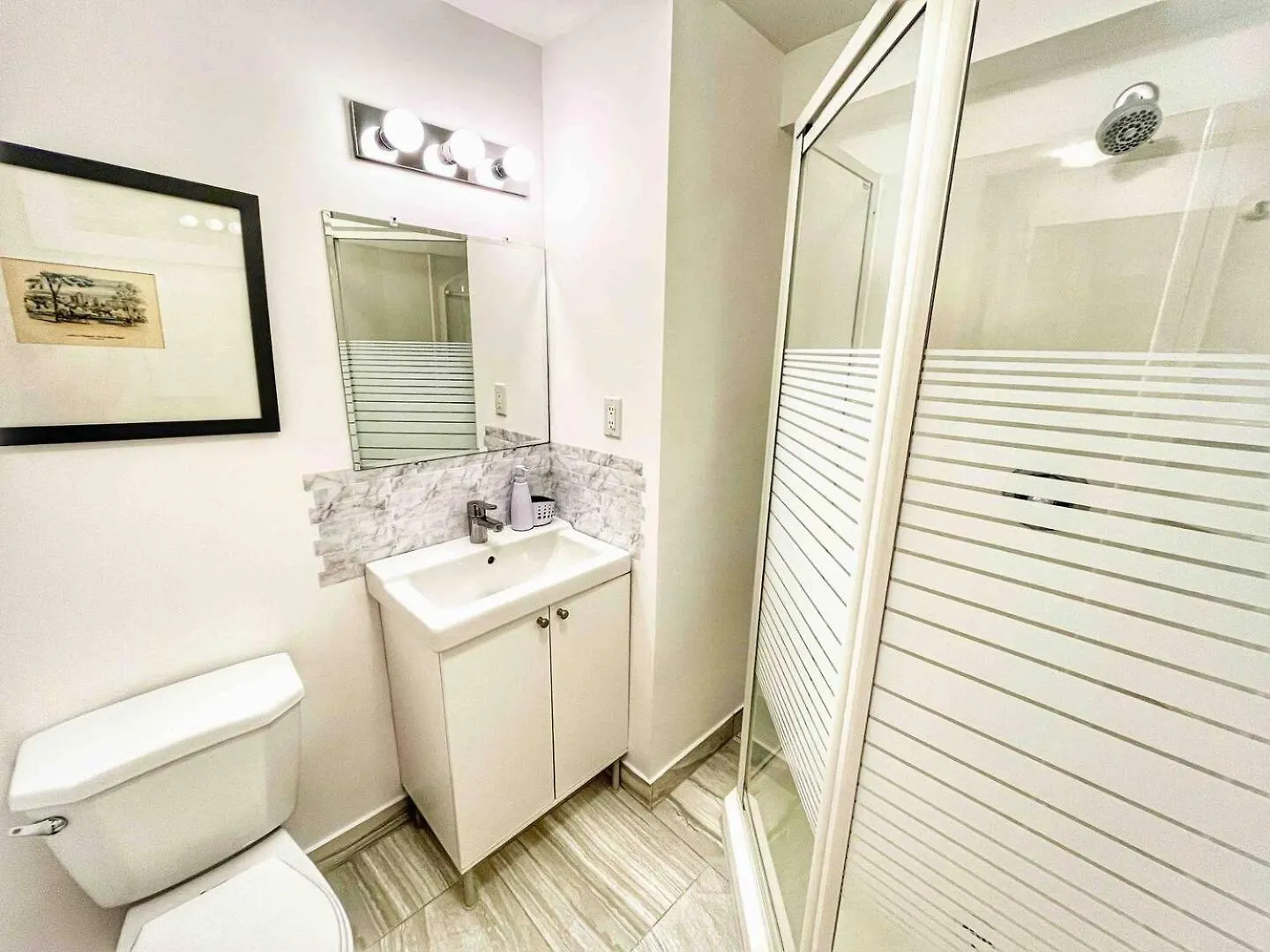 Stunning Rooms In Townhouse Across The Beach Toronto Canadá