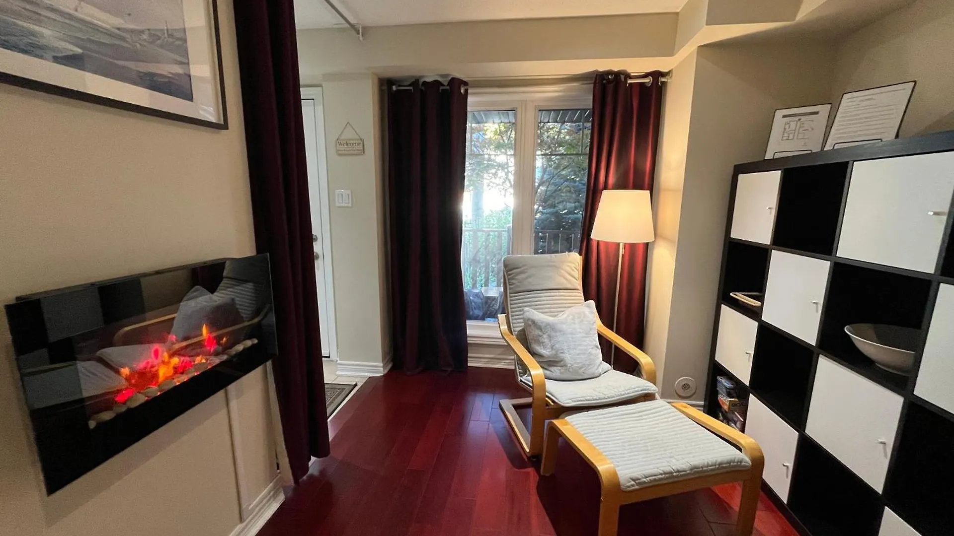 Quarto em Acomodações Particulares Stunning Rooms In Townhouse Across The Beach Toronto